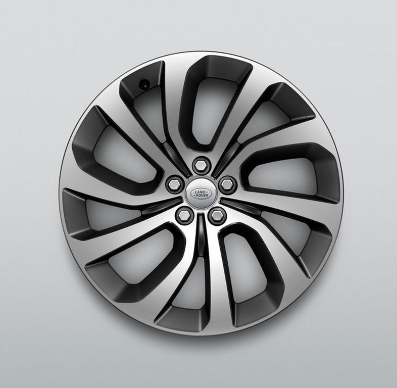 20-дюймовые легкосплавные колесные диски Style 5089 с отделкой Diamond Turned, с контрастом Gloss Dark Grey image