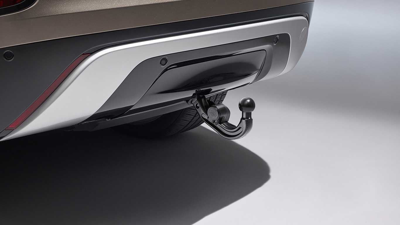 Выдвижное буксировочное устройство с электроприводом, комплект, цвет — серый, только для автомобилей в комплектации SVAutobiography Dynamic Edition с пневматической подвеской image
