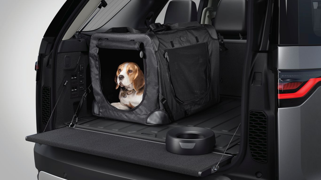 Pet Transportation Pack - Ebony, without Rear Air Conditioning image