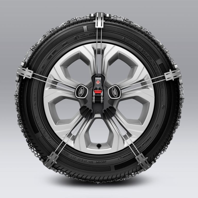 Snow Traction System - 17" to 20" Wheels image