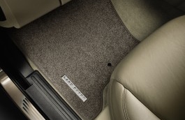 高级地毯垫套装-肉豆蔻色，左驾车型 image